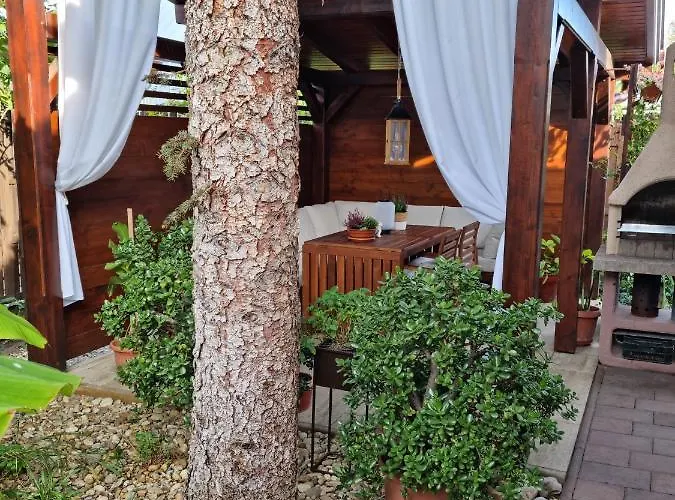 Haeuschen Viktoria בית נופש זמראדי